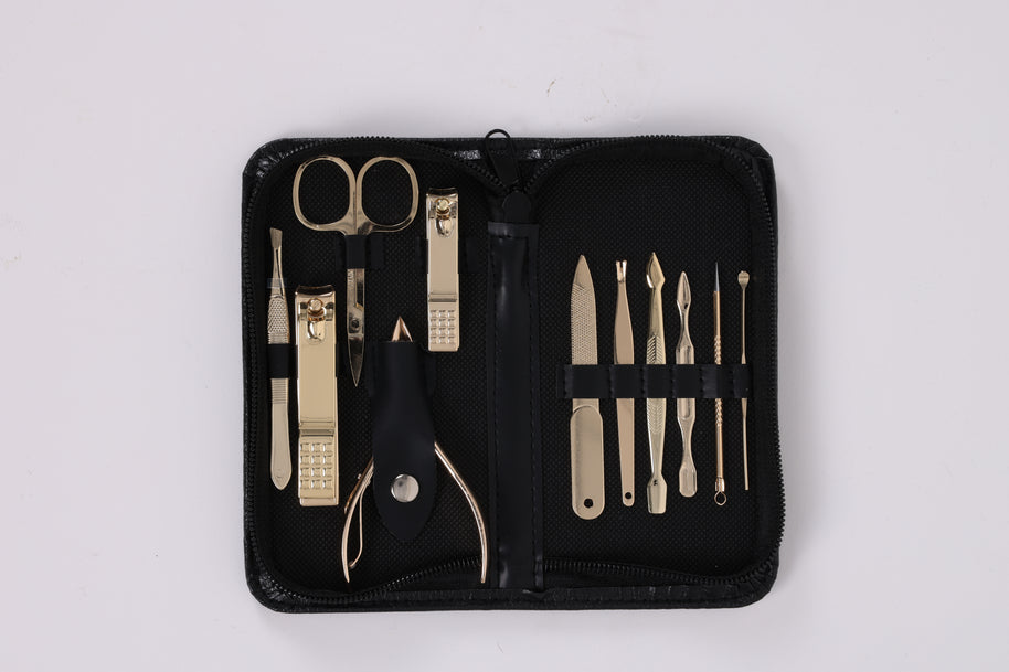Ultimate Men’s Grooming 3-Piece Bundle: 12-in-1 Manicure Kit, T-Blade Trimmer & Nose Trimmer